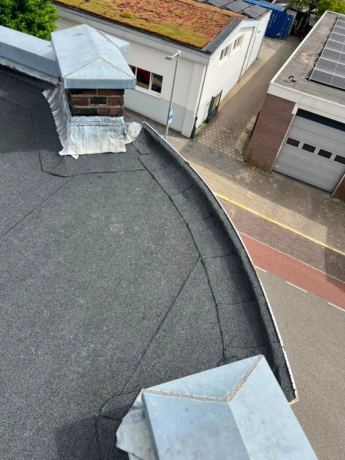 Platte daken & bitumen project van Dakonderhoud van Empel