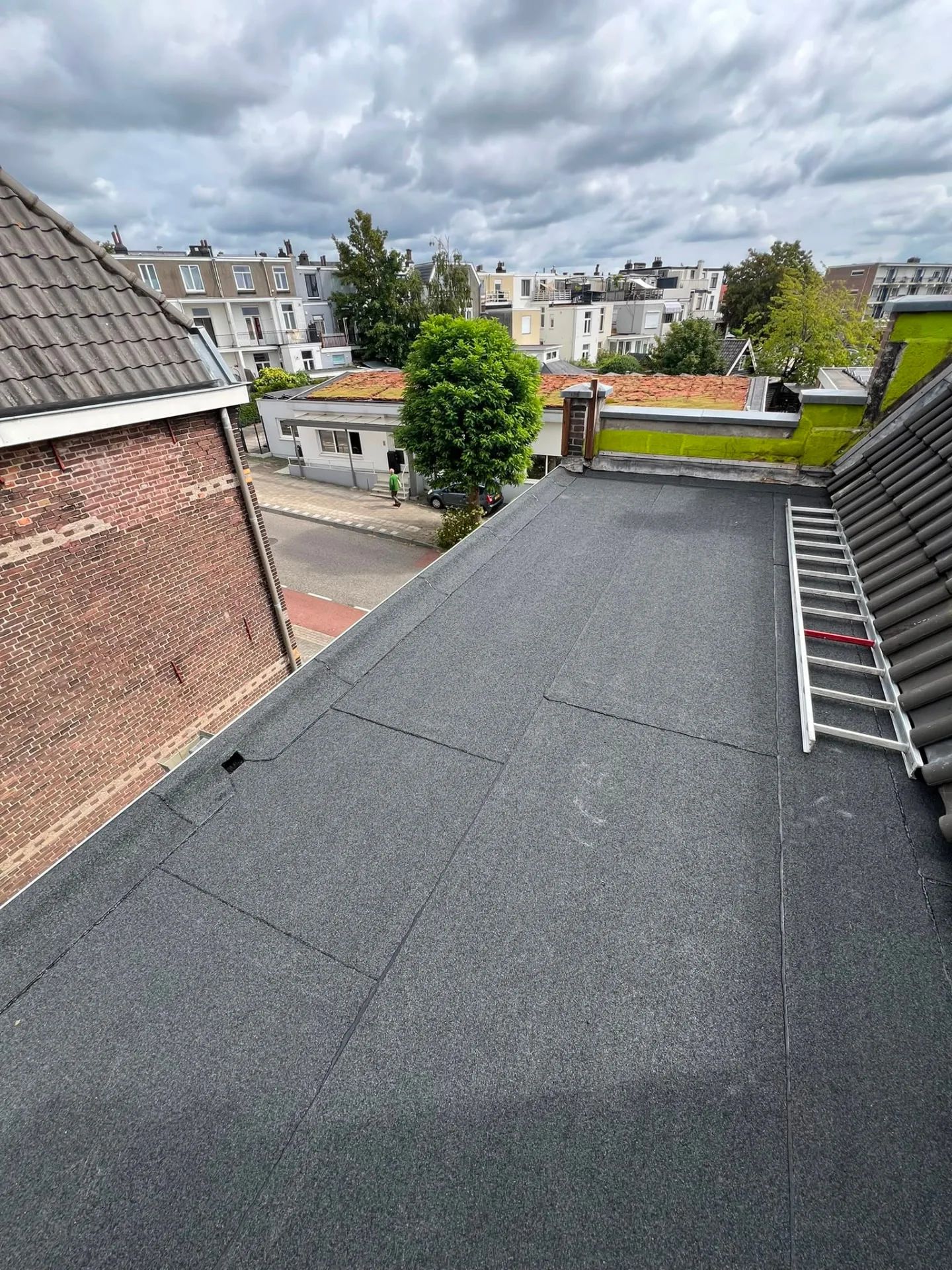 Platte daken & bitumen project van Dakonderhoud van Empel